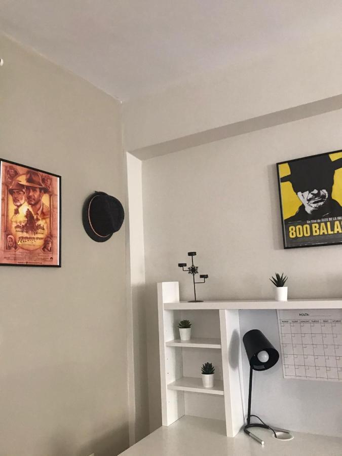Apartamento Con Parking Gratis En El Centro, 2 Dormitorios Almería Buitenkant foto