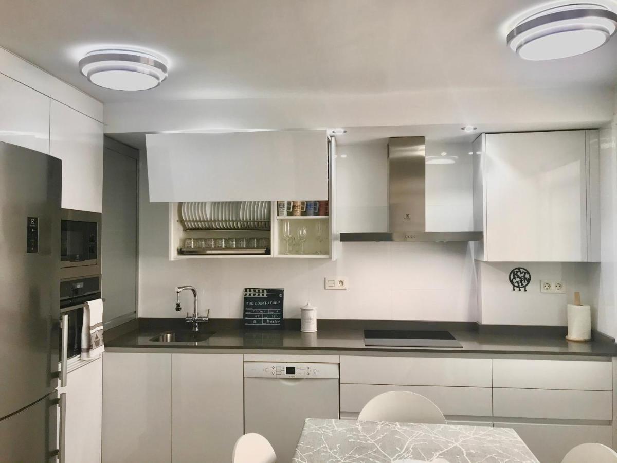 Apartamento Con Parking Gratis En El Centro, 2 Dormitorios Almería Buitenkant foto