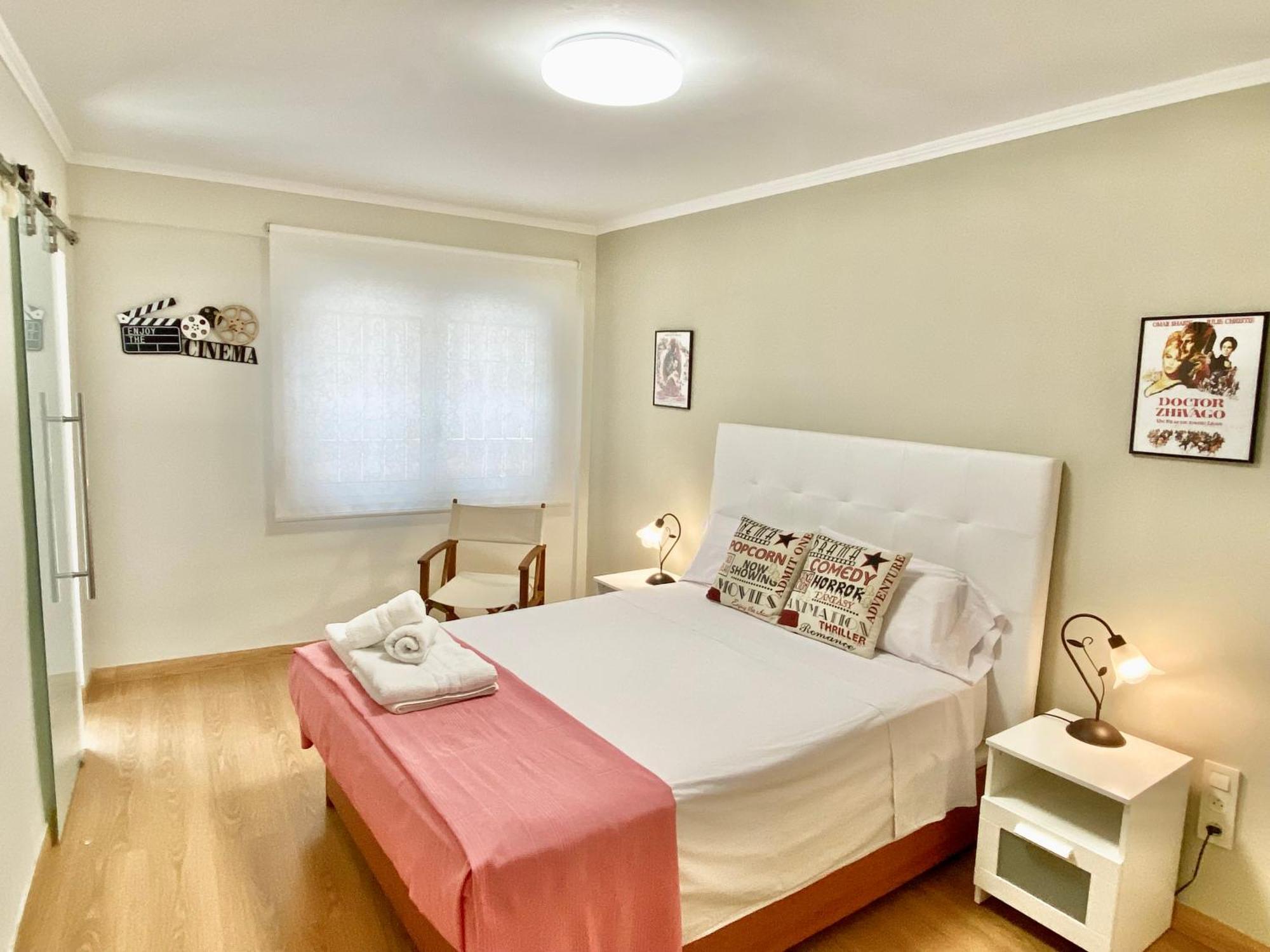 Apartamento Con Parking Gratis En El Centro, 2 Dormitorios Almería Buitenkant foto