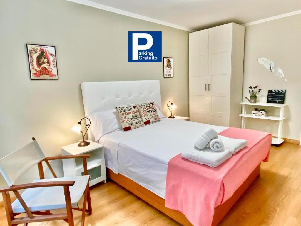Apartamento Con Parking Gratis En El Centro, 2 Dormitorios Almería Buitenkant foto